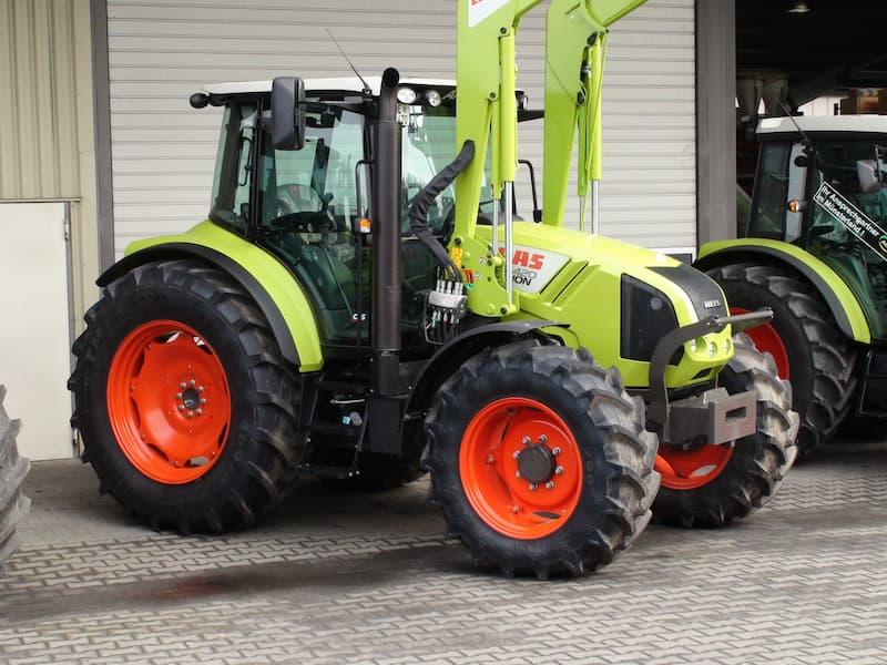 Claas Arion 420